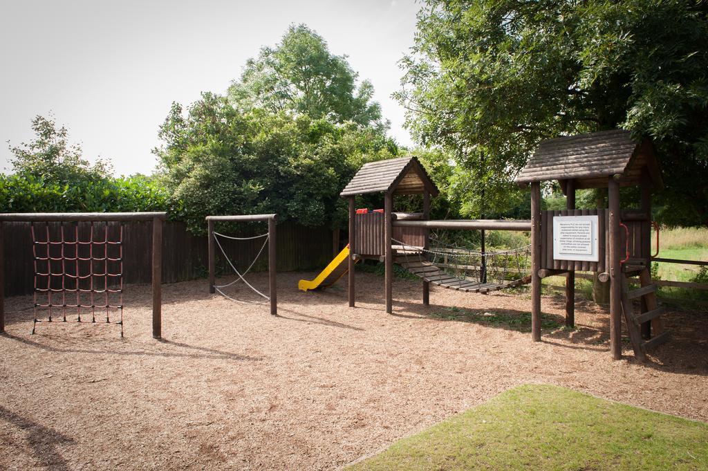 Meadow Farm Redditch By Marstons Inns Exterior photo